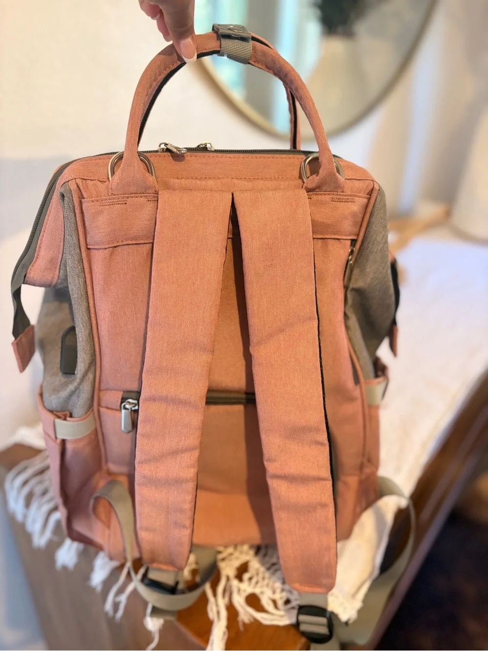 Upsimples gray and coral pink dipper bag
